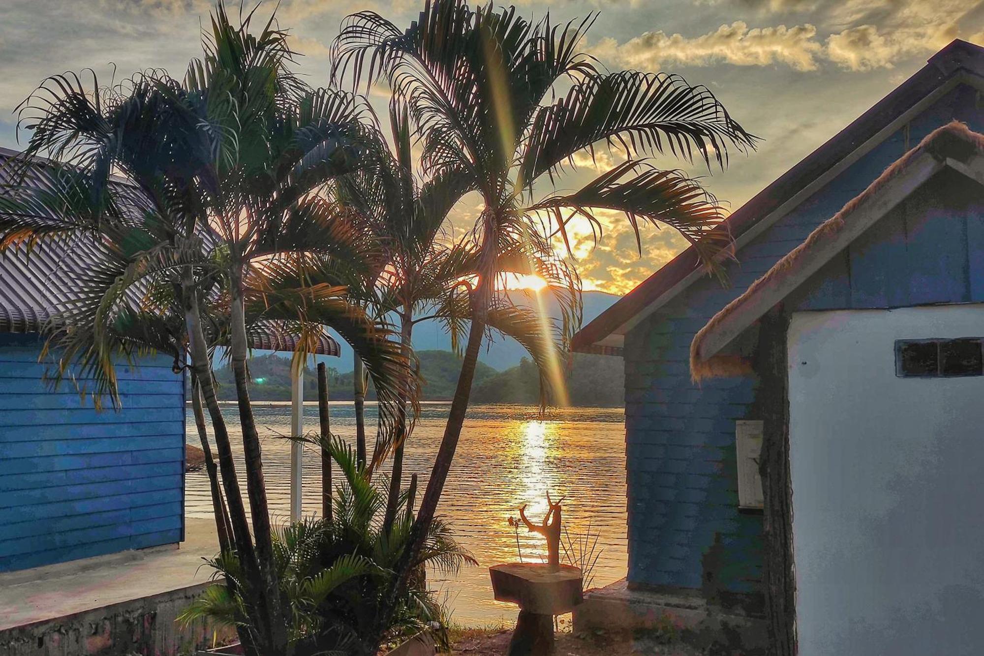 Sunset Nam Ngum Resort Vang Vieng Εξωτερικό φωτογραφία